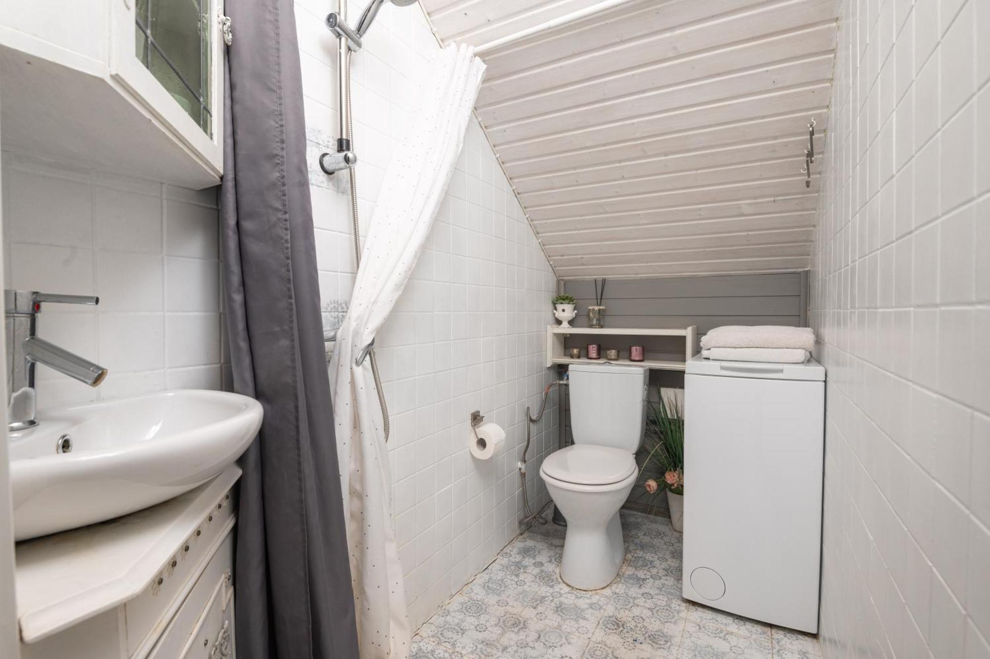 Guesthouse Delisa Parnawa Zewnętrze zdjęcie